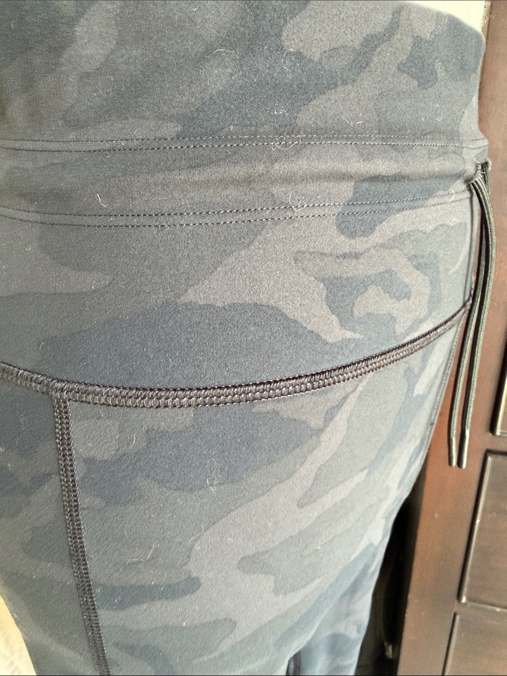 Vuori Black Camo Daily Leggings - Picture 3 of 7